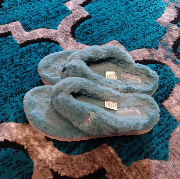 Koolaburra by UGG  sandals size 6 - Picture 5 of 5